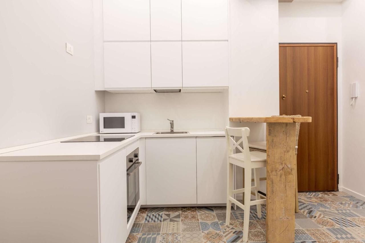 Moa43-Loreto-Duomo - Athens House - Luxury Милан Экстерьер фото